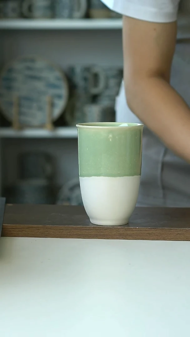 微瑕绿白双拼色340ml可乐杯@4-2@