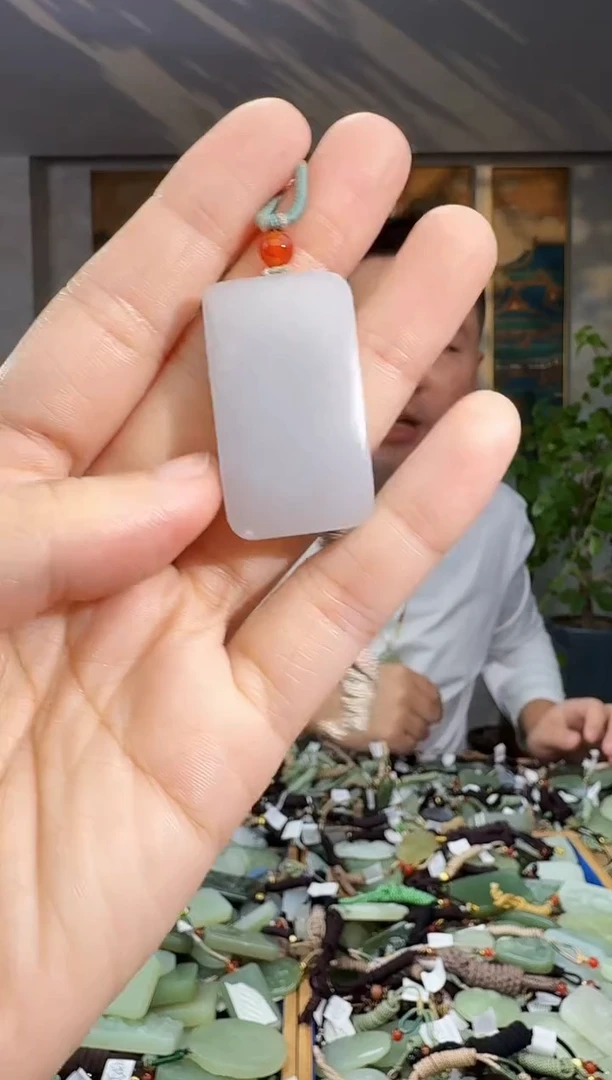 未镶嵌和田玉挂件拍一发一