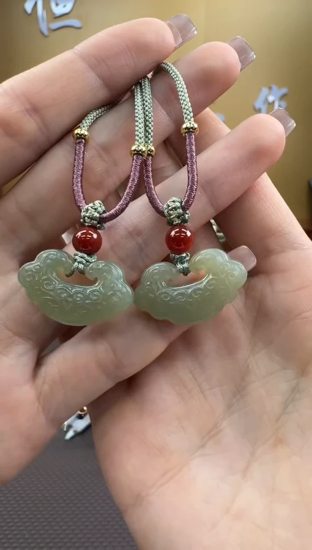 【闪购商品】和田玉挂件未镶嵌多样性，发一