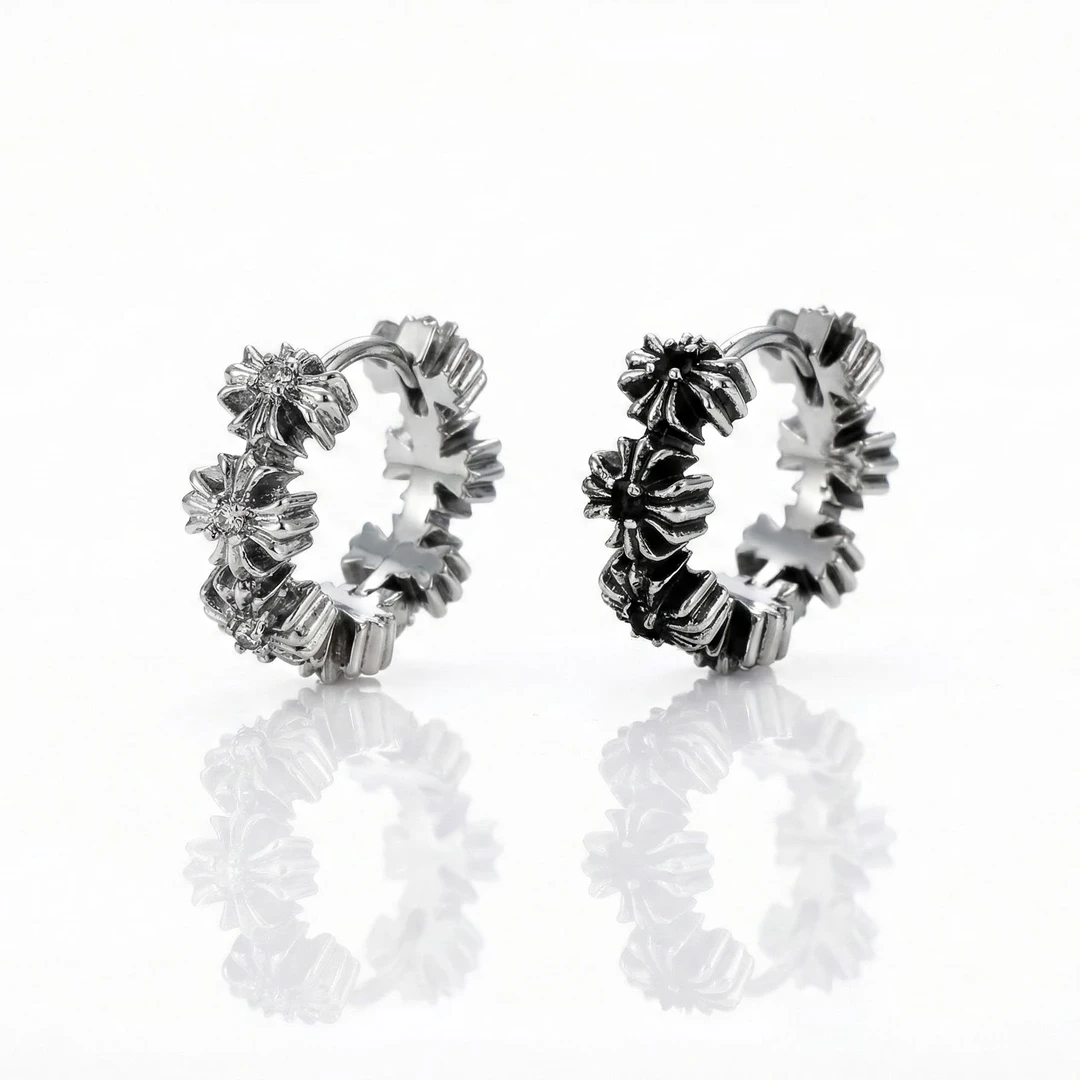 铜合金合成锆石耳饰 BTSP S925银针十字架轻奢高级感痞帅潮流耳环