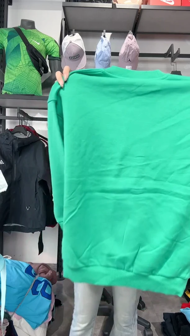 1075     编码 瑕疵款直播间过款为准 尺码160