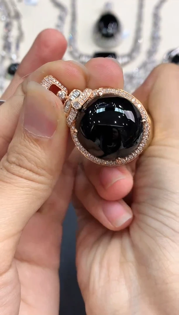 【闪购商品】翡翠吊坠(不含链)18K金镶嵌D106