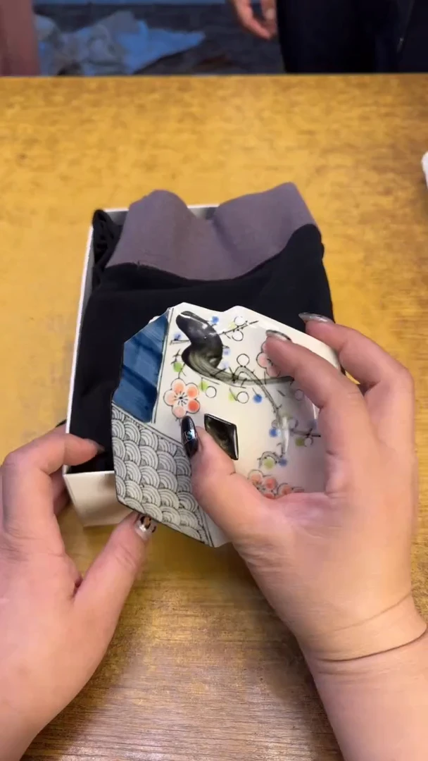 瓷器瓷器瑕疵破破60黑大碗