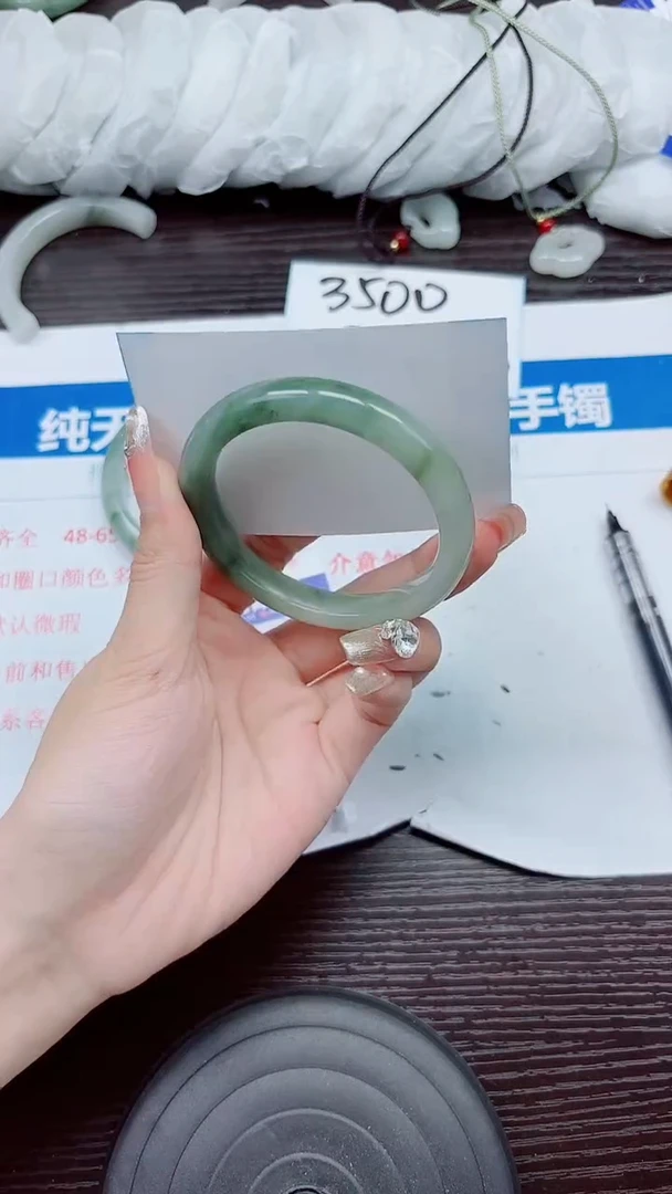 石英质玉手镯未镶嵌A45-56.57