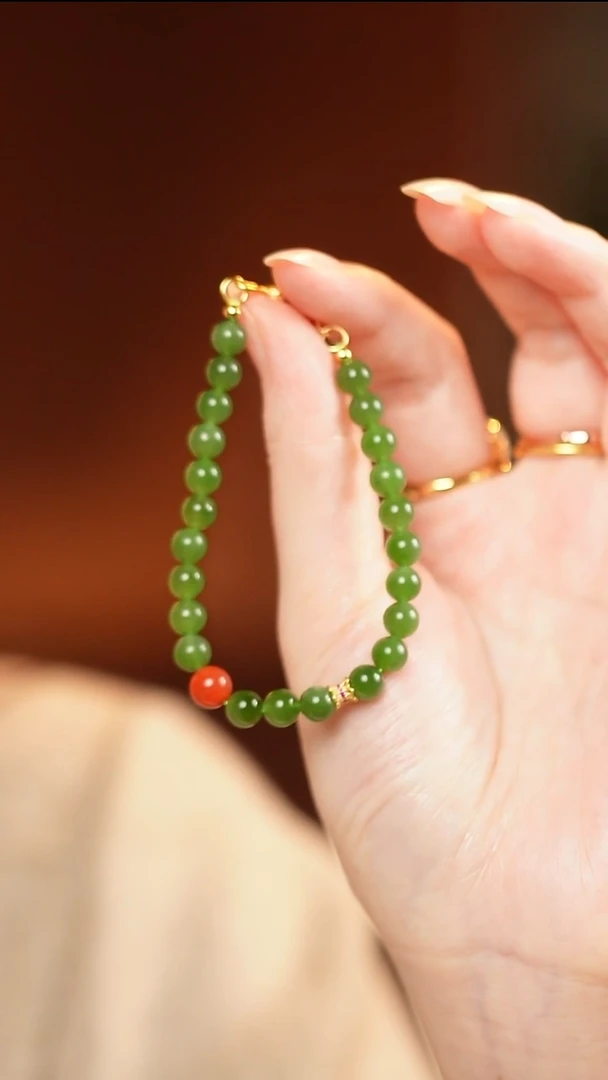 未镶嵌手链和田玉（碧玉）碧玉手链