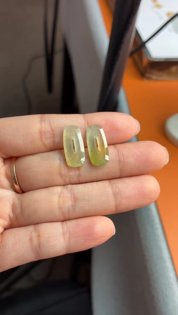 吊坠(不含链)未镶嵌翡翠59 方扣一对 17.4 8.4 2.6