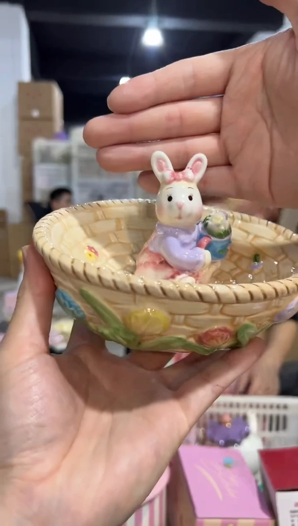 【闪购商品】杯粉色原盒兔子糖果碗