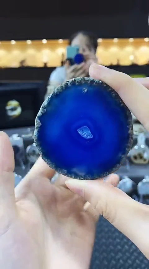 未镶嵌颈饰玛瑙/玉髓?**?玛瑙