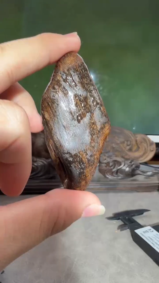 沉香吊坠多样性发一