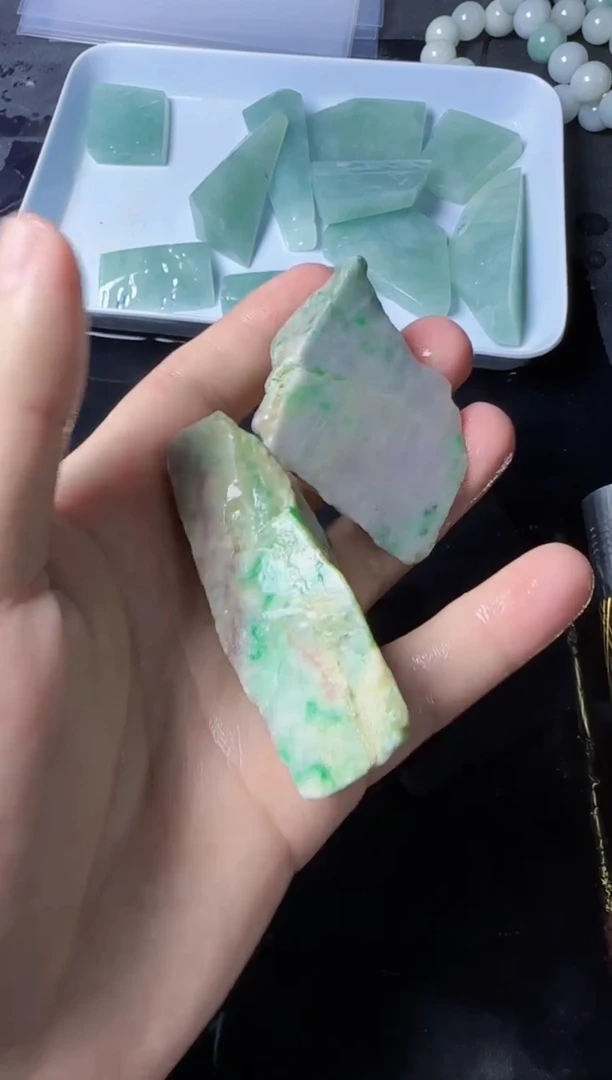 【闪购商品】翡翠颈饰未镶嵌078翡翠