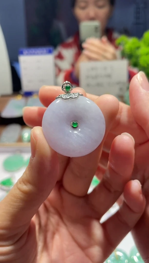 吊坠(不含链)18K金镶嵌翡翠平安扣