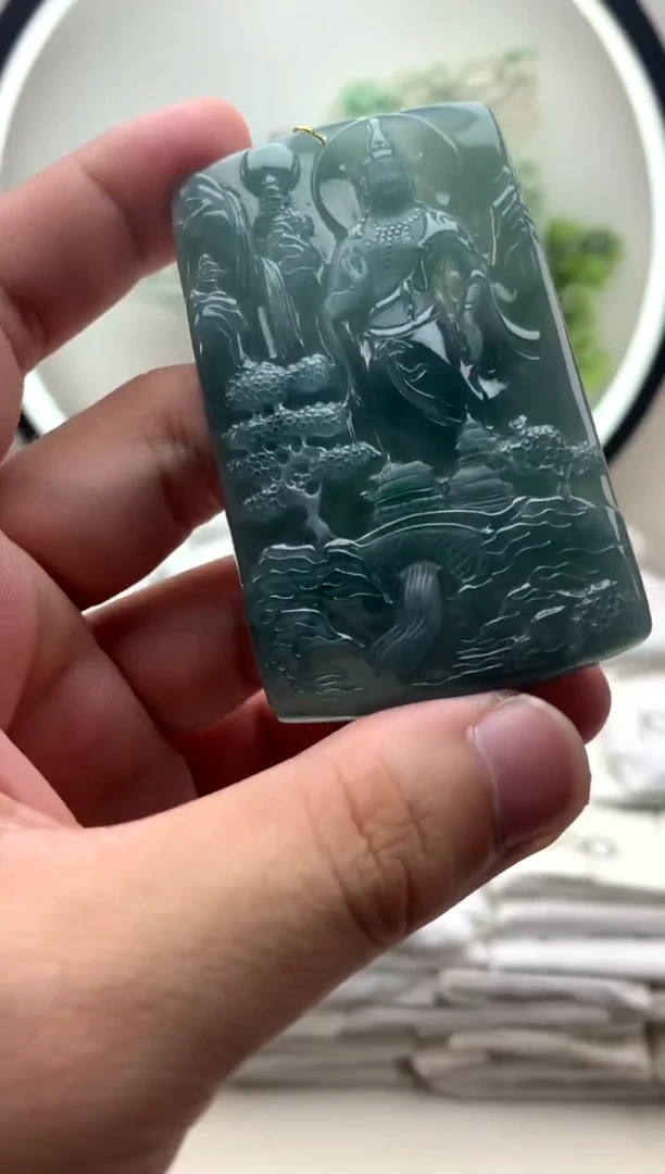 颈饰未镶嵌翡翠大势至