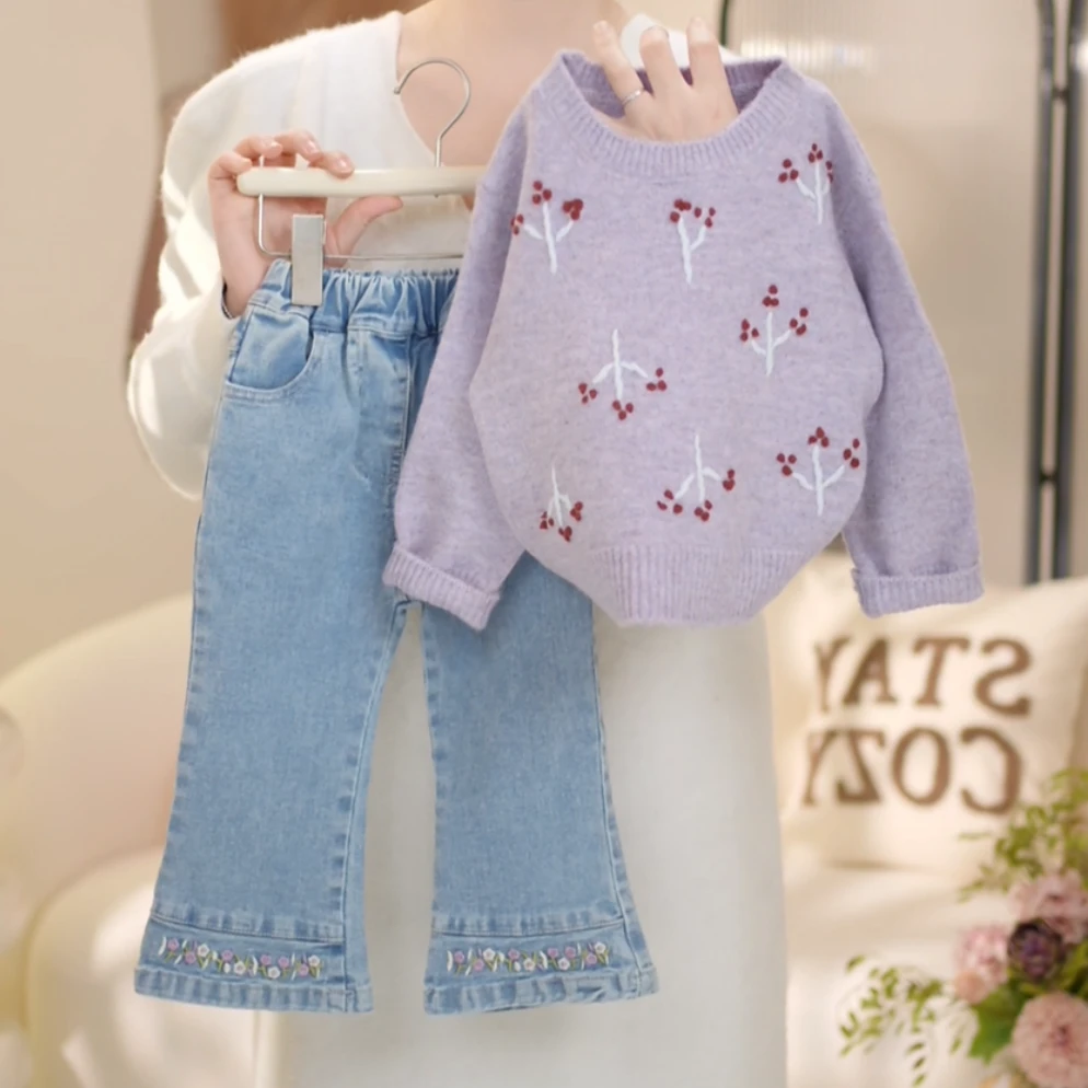 女童秋季新款洋气手工钩花毛衣+牛仔喇叭裤两件套C23024