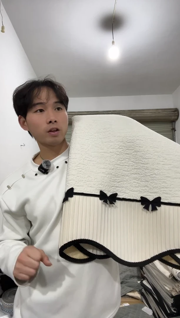 雪尼尔90*240  白色蝶衣