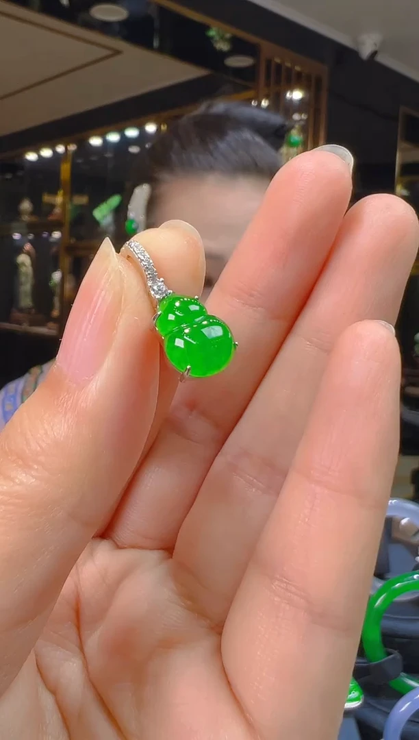 翡翠银S925镶嵌吊坠(赠链)134（多样性发其一）