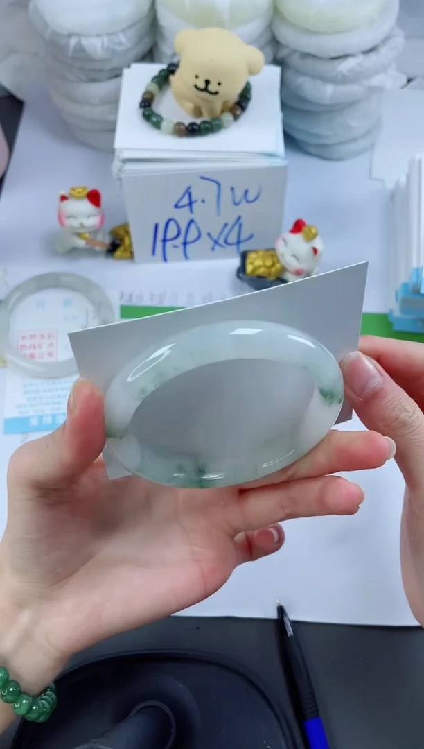 【闪购商品】石英质玉手镯未镶嵌129-62.2