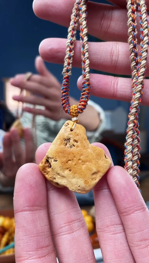 【闪购商品】蜜蜡珠宝奇石未镶嵌多样性发货发其一假一赔四