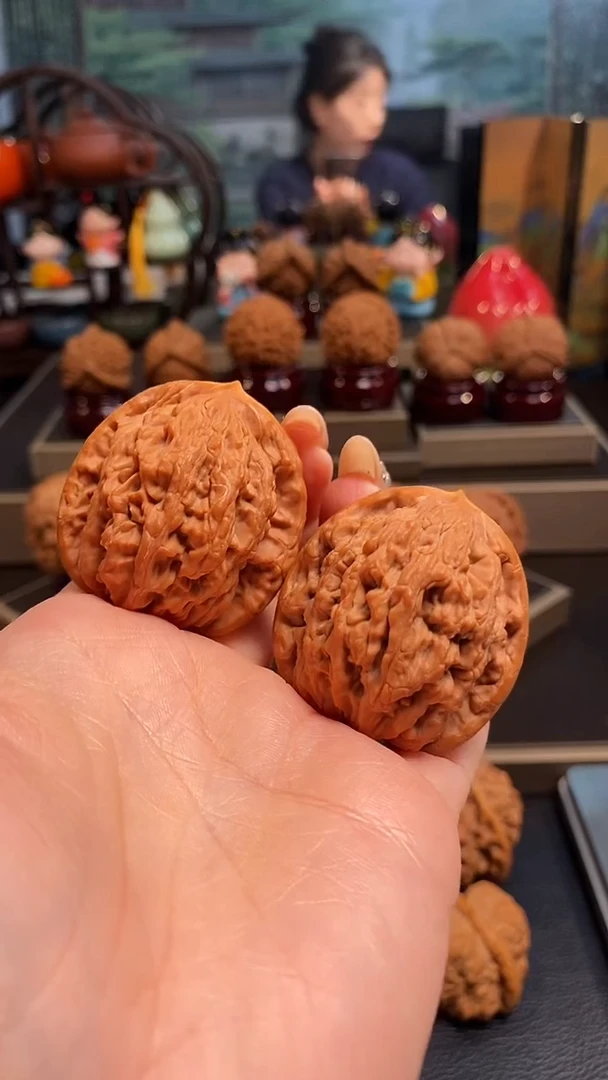 【闪购商品】文玩核桃把件H888麦穗虎头41