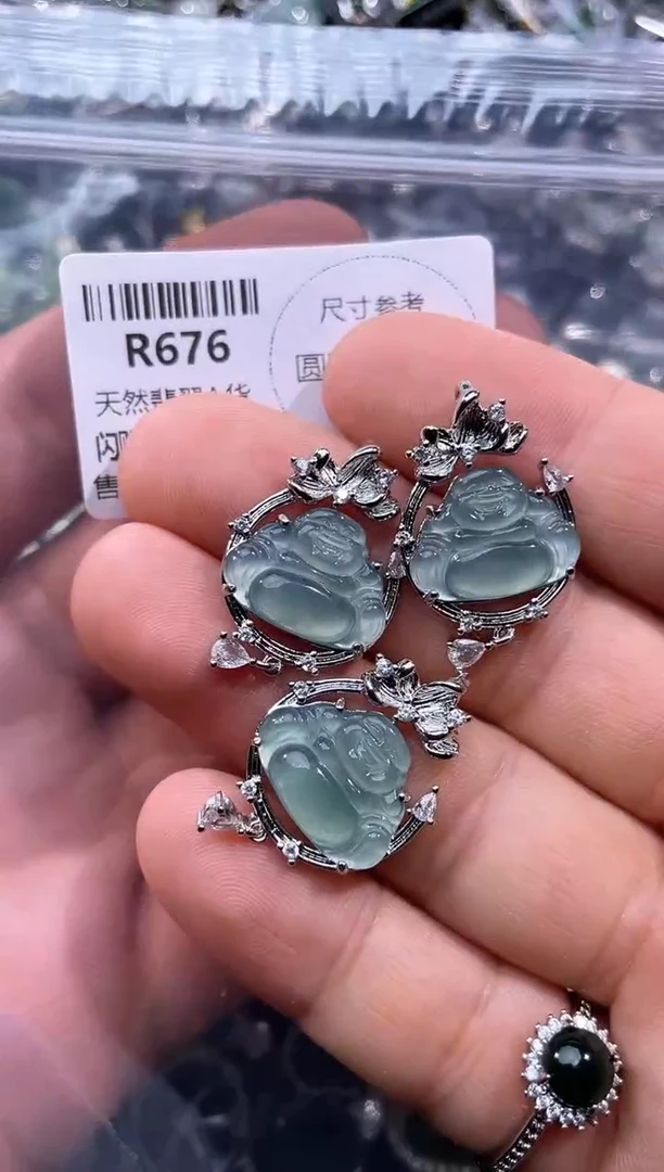 【闪购商品】翡翠颈饰未镶嵌R676多样性发其一