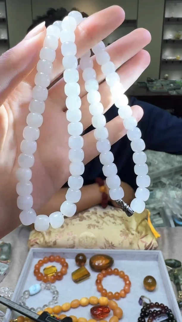 和田玉未镶嵌颈饰多样性发一件 124