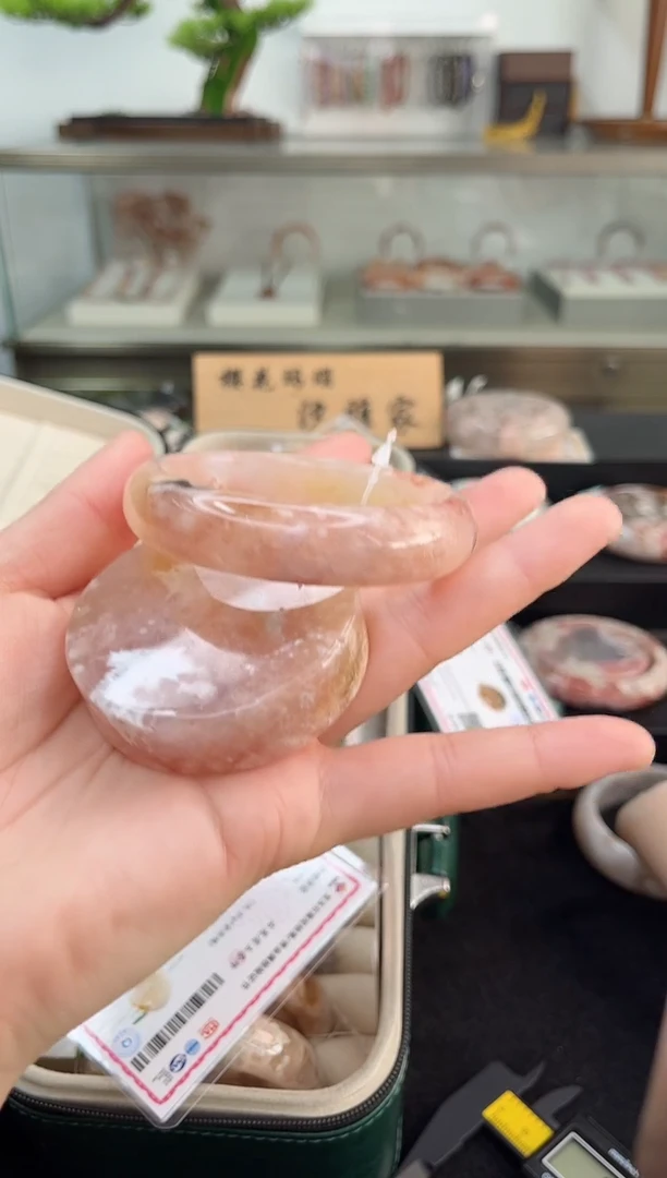未镶嵌手镯石英质玉56圈口（赠品镯心）352271