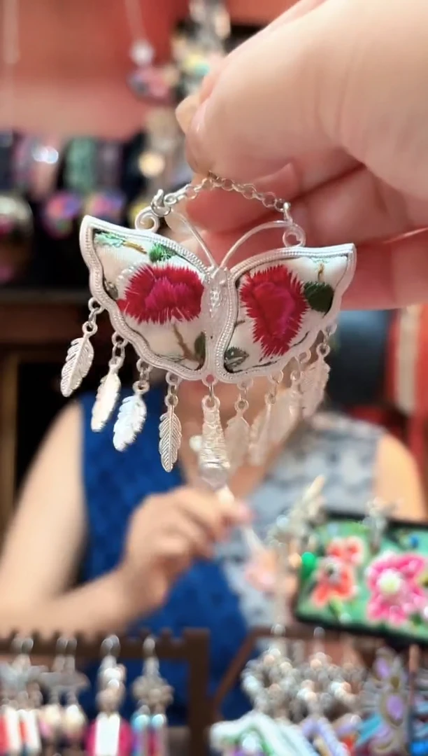 织绣青*℃云织谣民族风精美饰品   85