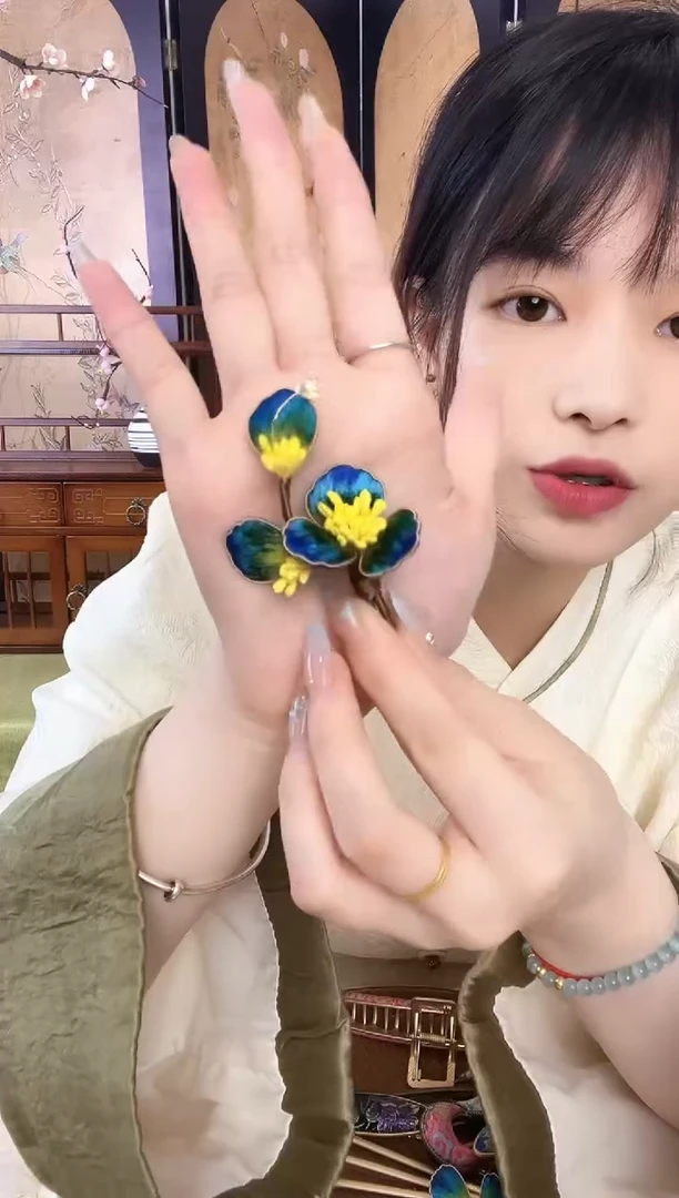刺绣簪花蚕丝掐丝绒花发簪子手作兰花朵日常穿搭古典旗袍发饰品