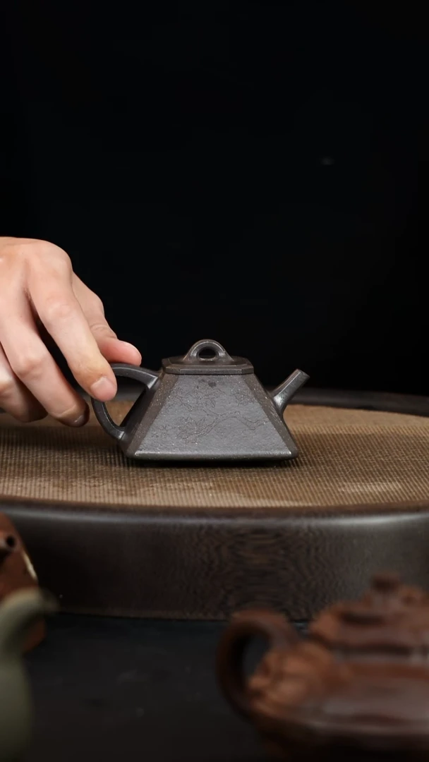 茶壶紫砂老**哥精品紫砂壶