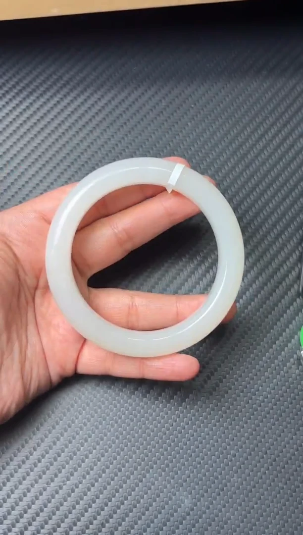 未镶嵌手镯和田玉和田黑山微色差60M