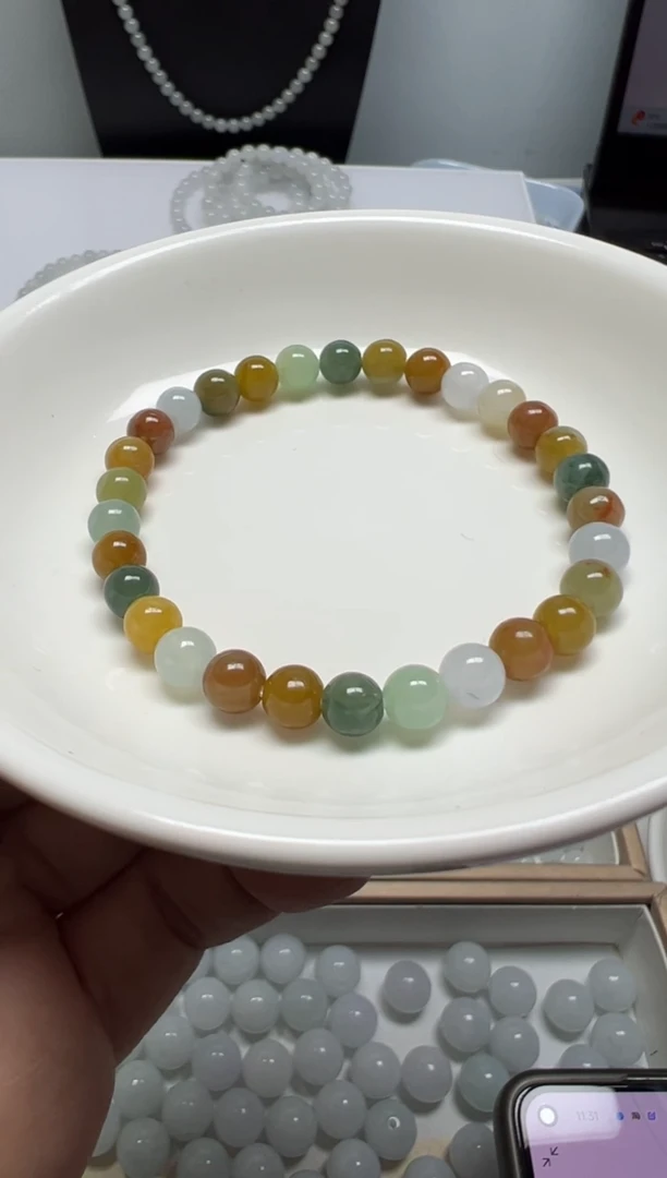 散珠翡翠英纯天然缅甸A货翡翠卡6.3，30颗