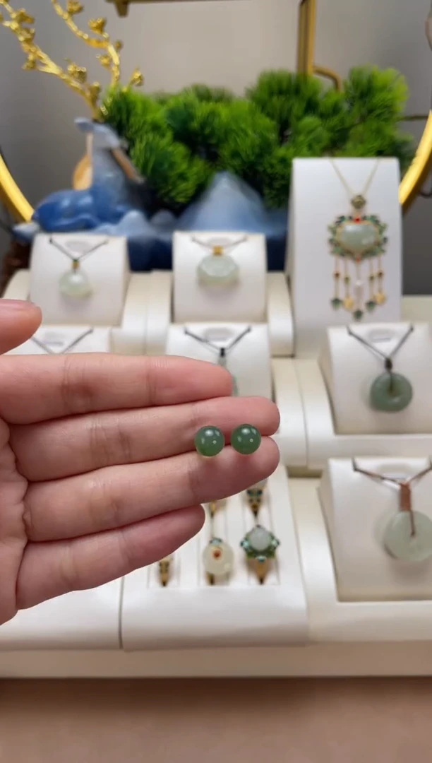 和田玉银S925镶嵌吊坠(不含链)圆珠耳钉