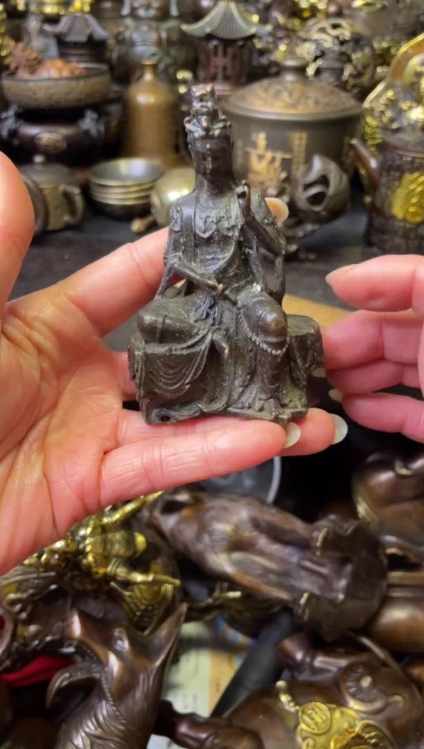 专属文玩铜器摆件