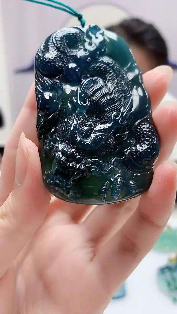 定制翡翠未镶嵌5060zm-毛货挂件龙牌208