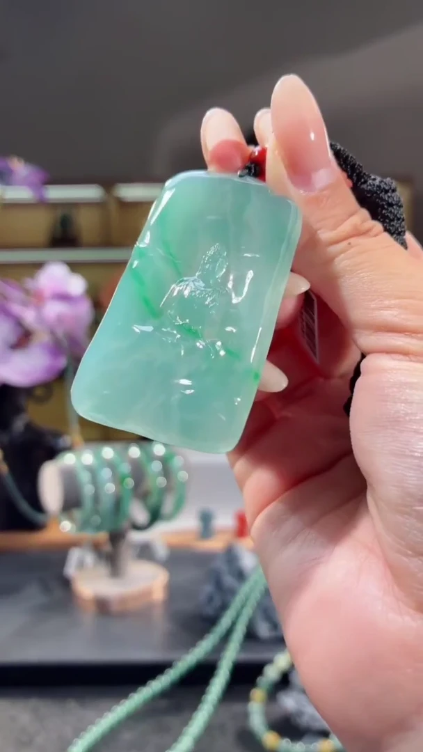 吊坠(不含链)未镶嵌翡翠观音