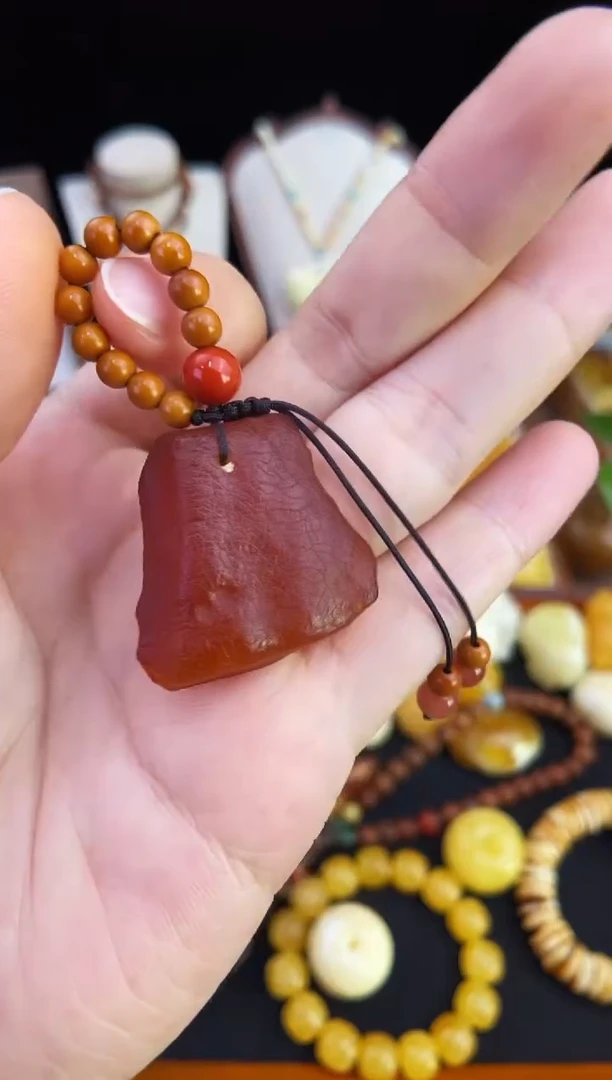 琥珀未镶嵌珠宝奇石柒月