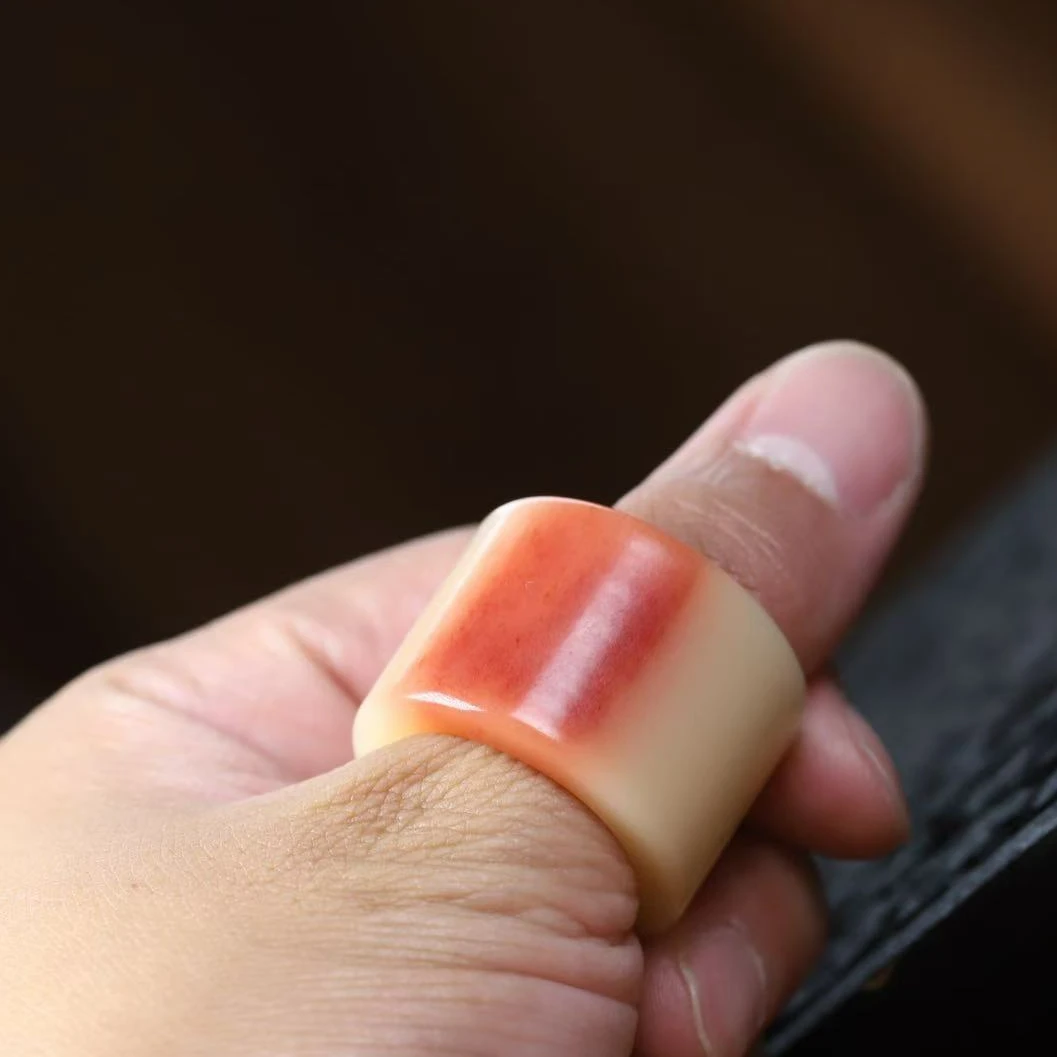 驼骨半血料扳指多样性发其一