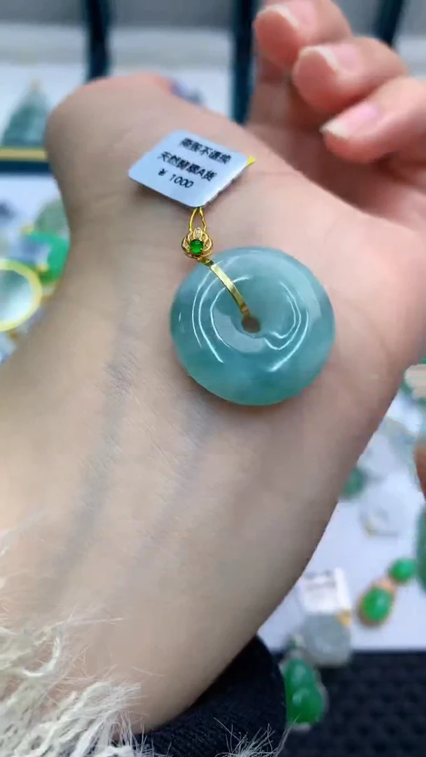 【闪购商品】翡翠颈饰18K金镶嵌            8