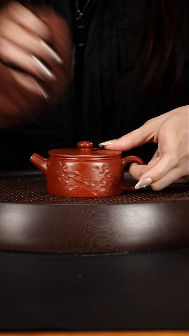 茶壶紫砂宜兴紫砂壶朱泥大红袍梅花汉瓦200cc