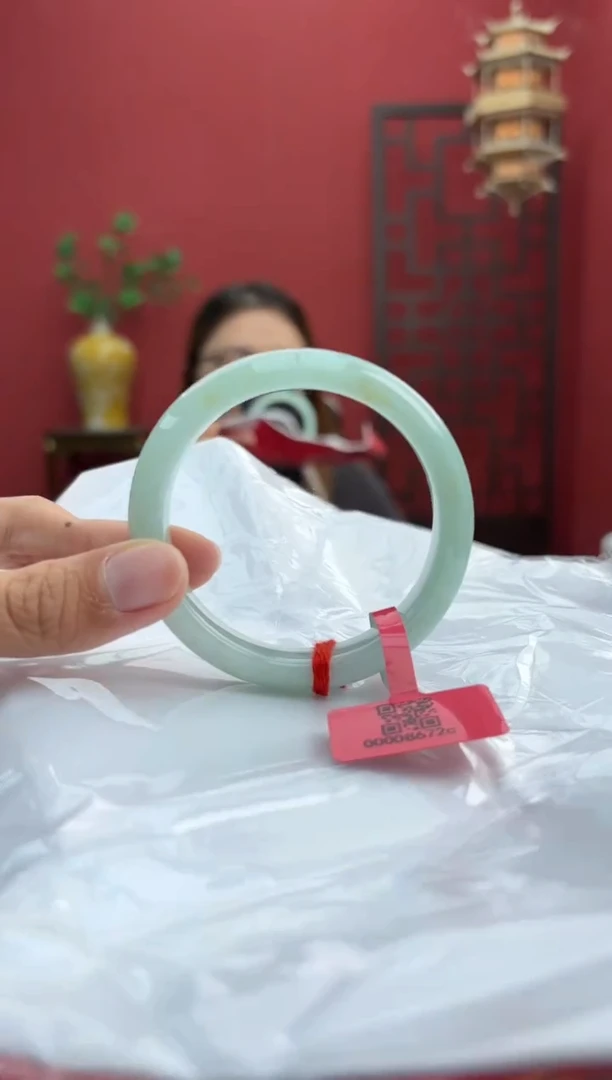 未镶嵌手镯翡翠翡翠手镯