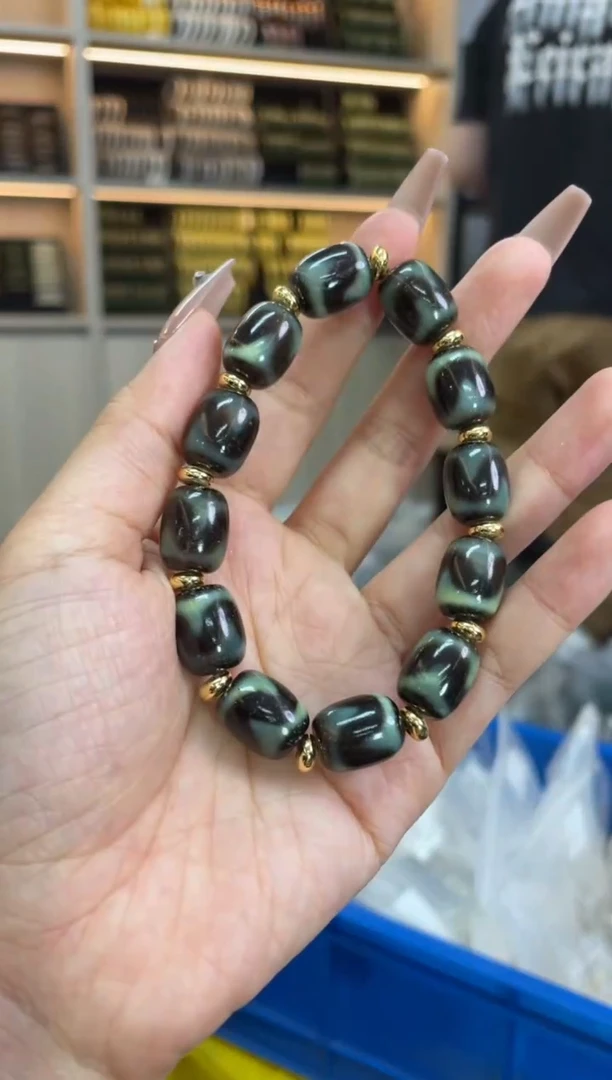 未镶嵌手串玛瑙/玉髓（覆膜）多样性发一件