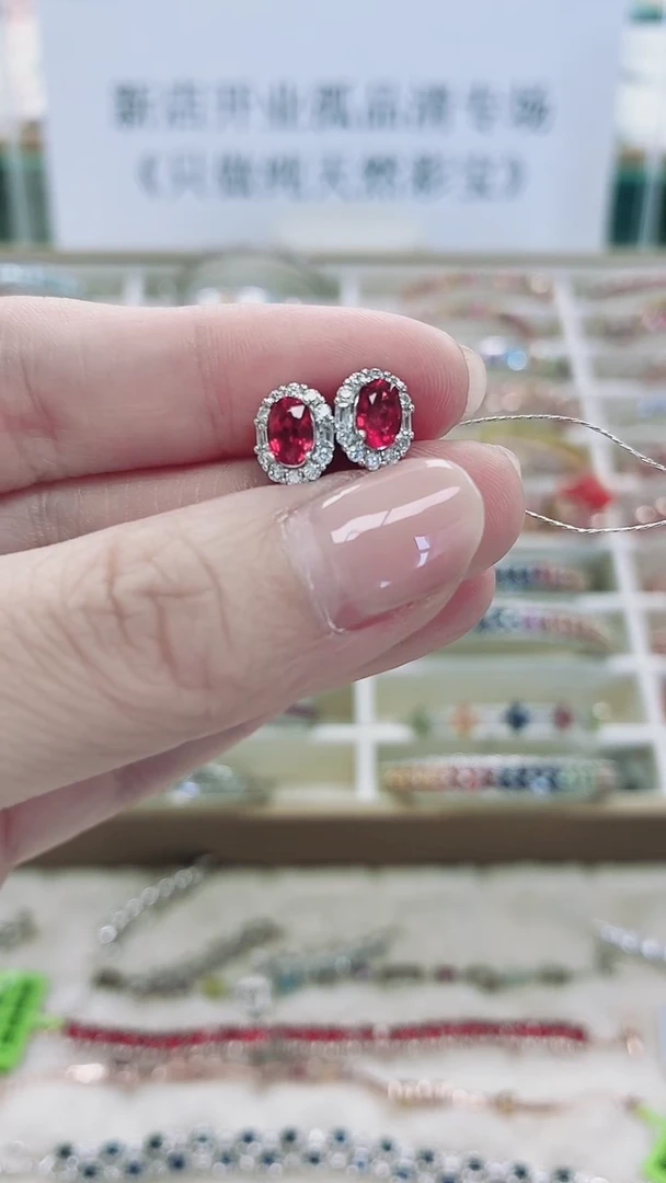 耳饰彩色蓝宝石银S925镶嵌396ZB1128产品一个（多样性）