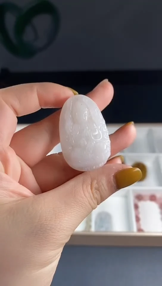 【闪购商品】翡翠未镶嵌颈饰0000000000000000