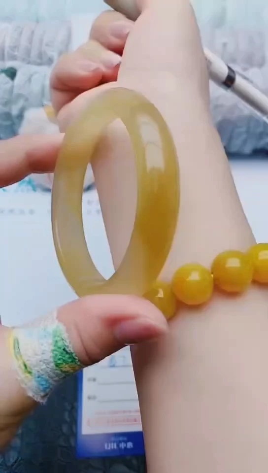 未镶嵌手镯石英质玉x115+62-63