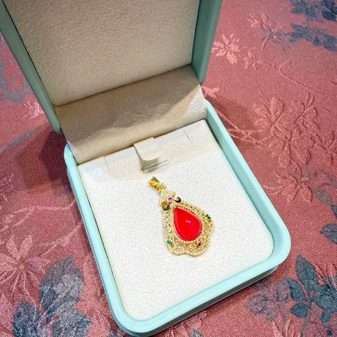 高端-大气-时尚水滴吊坠A13