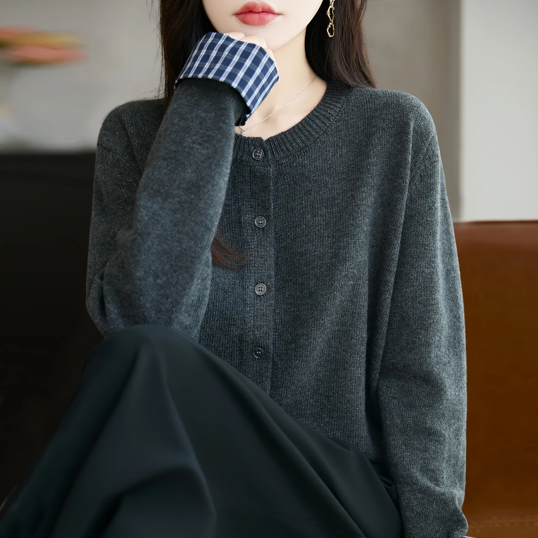 胖mm春秋大码毛衣女遮肚子显瘦上衣内搭可外穿高级感针织打底开衫