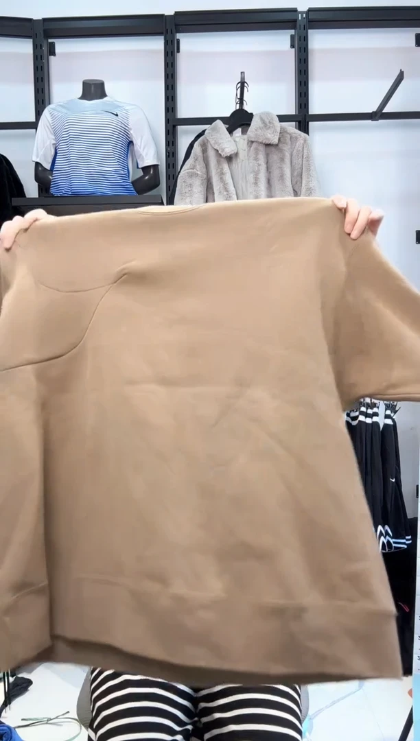 2233 编码  瑕疵直播间过款为准 尺码