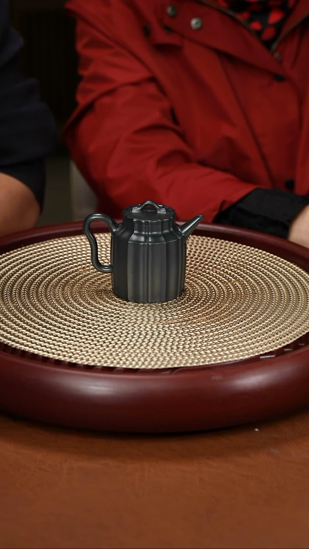 茶壶紫砂鲍静贞