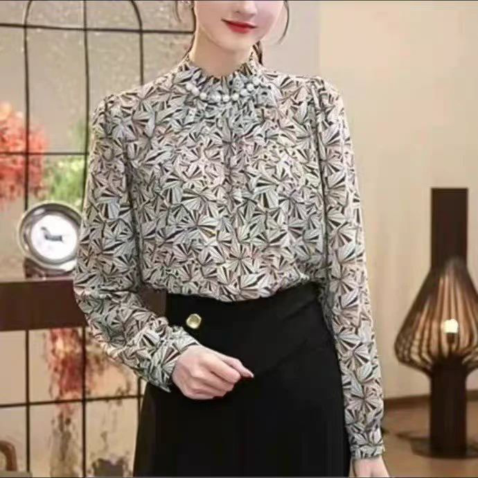 2025春秋季款显瘦钉珠立领打底衫长袖衬衫女上衣