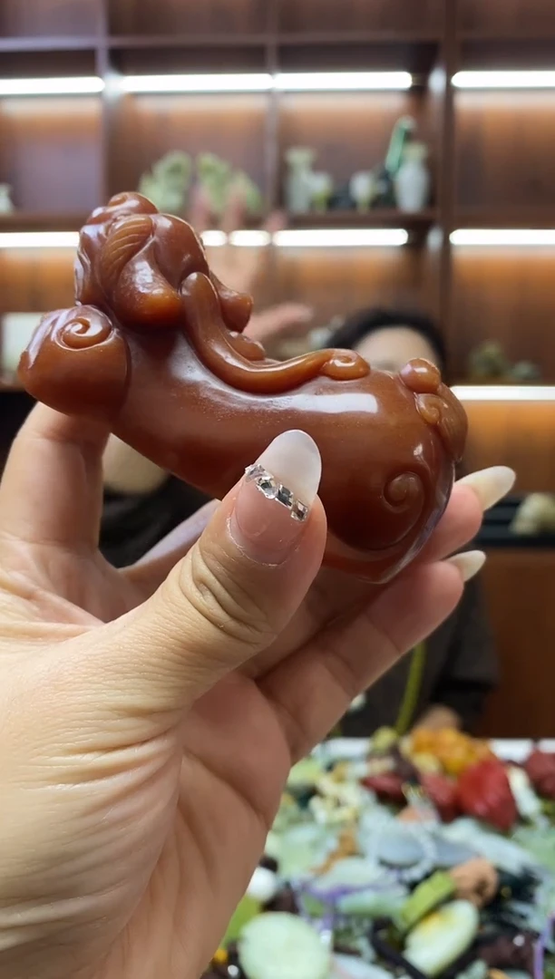 未镶嵌岫玉手把