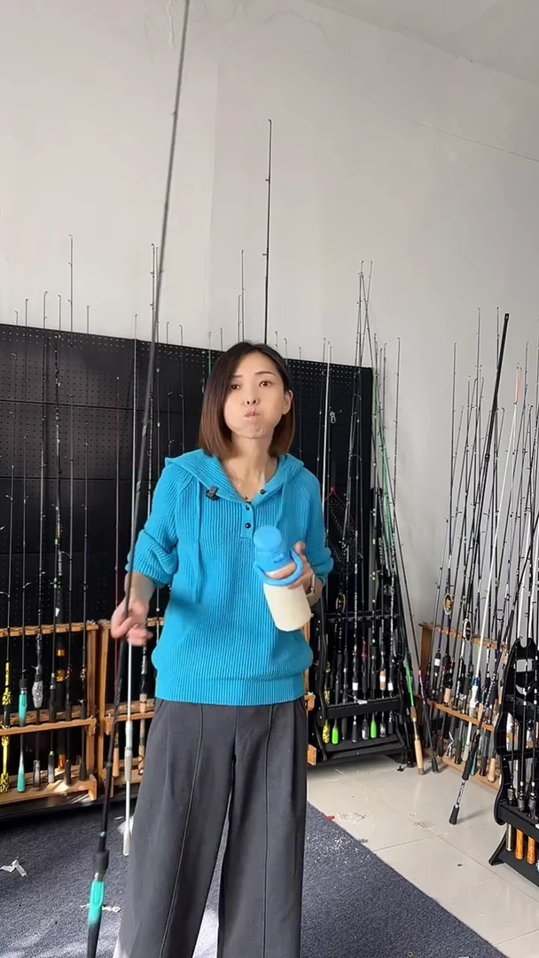 2.1m碳素XQ四节2.1米直柄（瑕疵尾货竿，没有售后，介意勿拍）